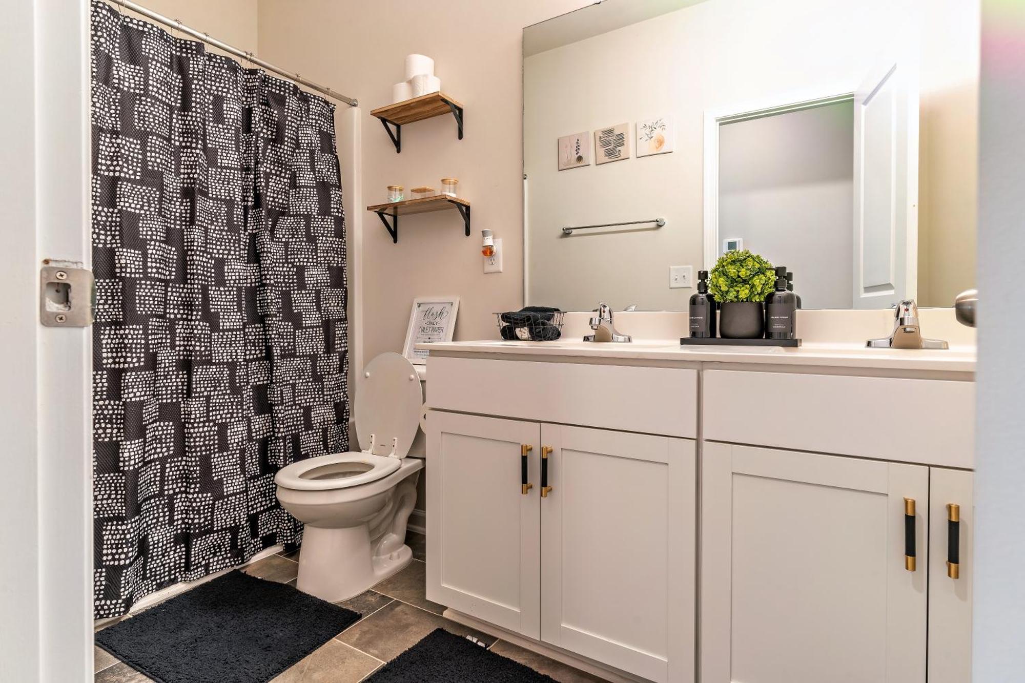 Raleigh Luxe Family Retreat- 15 Min To Downtown, Kids Gear, Fast Wifi For Wfh, Ev & Pet Friendly Villa Exteriör bild